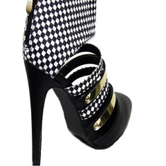 Farrah Closed Toe Heels