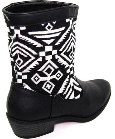 Sona Sport Boots Tribal Print